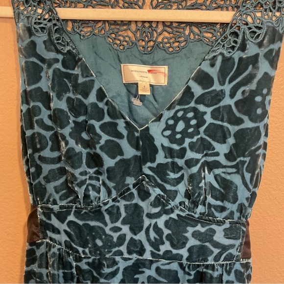 Moulinette Soeurs Anthropologie Velour Floral Blue Silky Midi Style Dress A33 - Picture 4 of 4